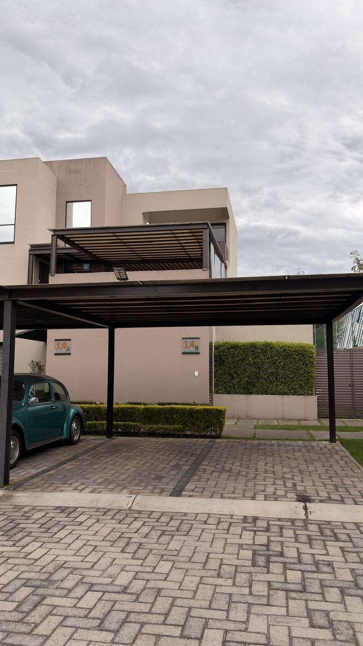 Casa dúplex en Quintas Jacarandas