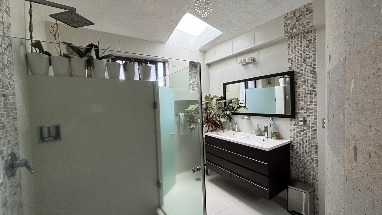 Casa campestre privada con amplio jardín