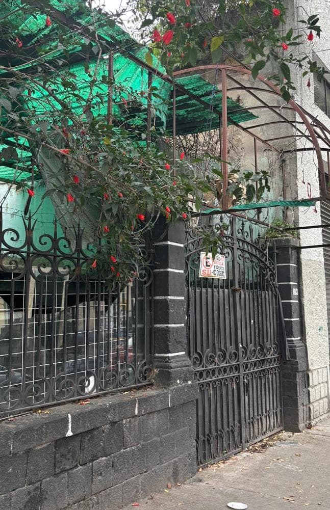 Terreno para desarrollo (demolición)